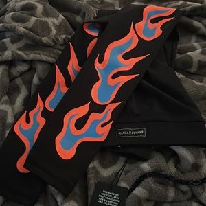 SAVAGE X FENTY sportswear by Rihanna leggings